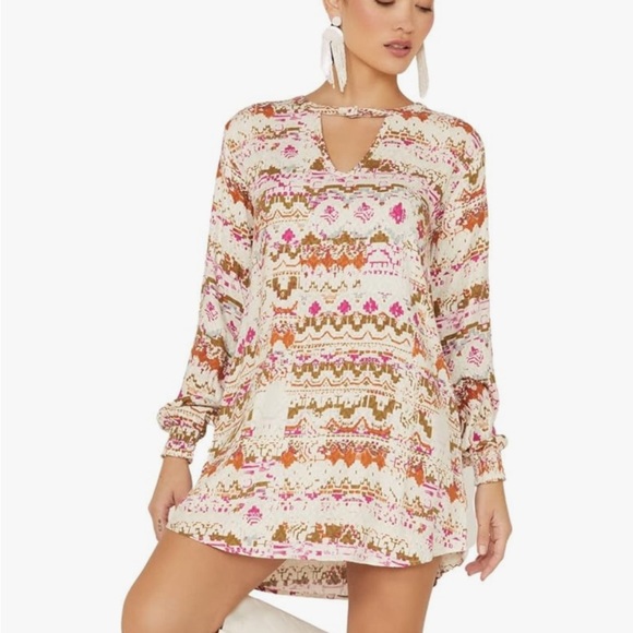 Shyanne Women's Coastal Cowgirl Boho Soft Long Sleeve Micro Mini Dress Size M - Picture 2 of 10